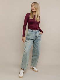   23.12  Batik  (012_24) 012_24  