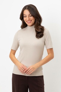   23.12 Very Neat    3262/-