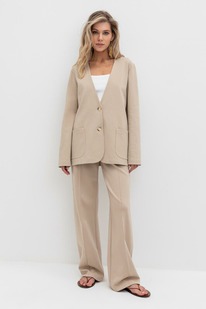   23.12 Very Neat    3188/-