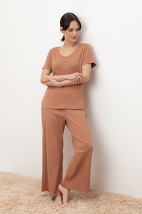   23.12 Very Neat    20115/ 