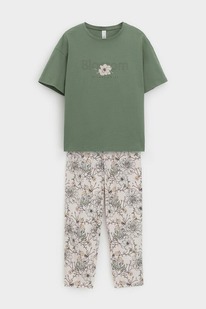   23.12 Very Neat    20053/24/, 