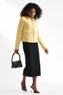 ������ LISSANA 5002 ������