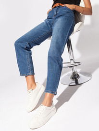 22.03  Vilatte ����������� ������ ������ � ����������� ������. D54.230 �����