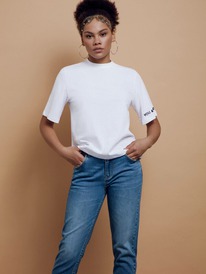 09.04  CONTE ELEGANT ������� ������� CONTE Oversize-�������� �� ������ �Believe�