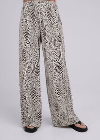 27.03  Clever ����� ������� CLE 246563/142��� ��������/�.����������