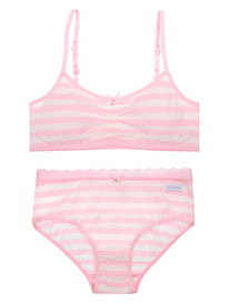 12.04  PlayToday �������� ����������� ��� �������: ���, ����� 22127242