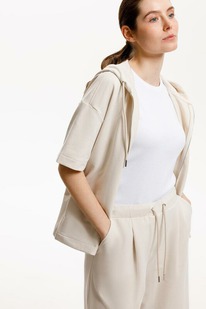 09.04  Very Neat ����� ��� ��� 3287/������� ���