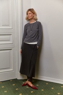 21.04 Very Neat ���� ��� ��� 7019/������