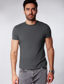 26.06 Vilatte �������� slim fit  �� ������������ ������ � �������� ������ U49.02