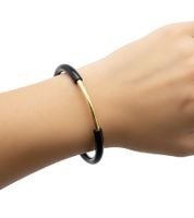 outlet46 Moderner Calvin Klein Damen Armreif schwarzes Armband mit goldfarbenem 