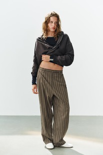 zara HOSE MIT ZIERFALTEN